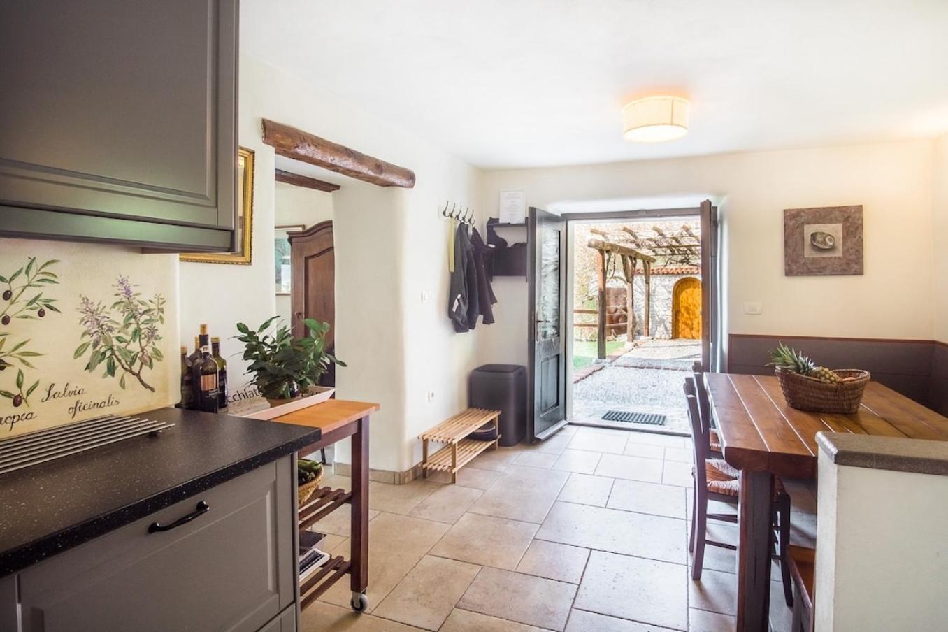 Kuninez, Holiday Home With Summer Kitchen Most Na Soci Exterior photo